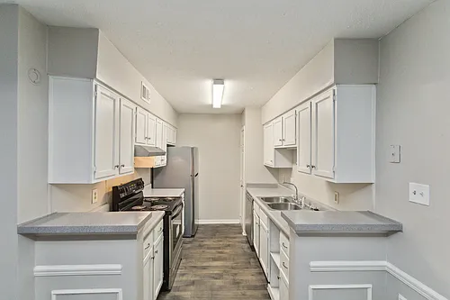 Hampton House Photo 1