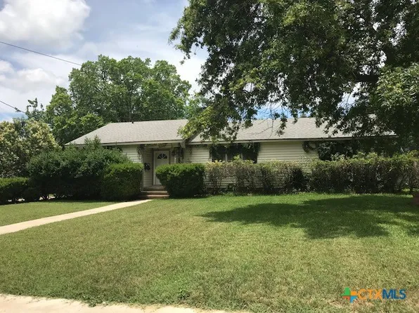 726 W San Antonio St, San Marcos, TX 78666
