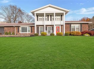 101 Roosevelt Dr, Monaco, PA 15061