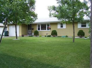 6730 2nd St NE, Fridley, MN 55432