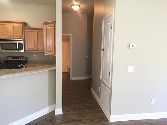 5th image of 2051 Savannah Blvd