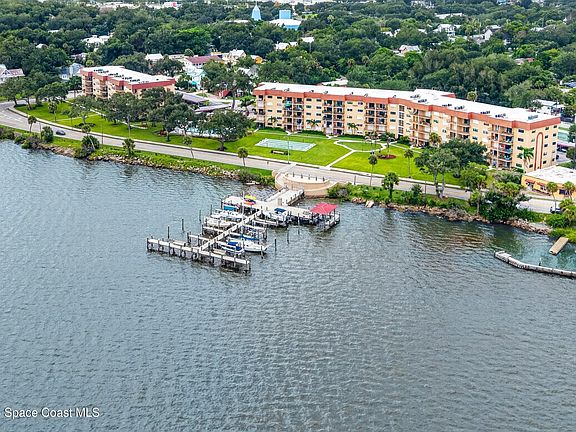 3rd image of 1025 Rockledge Dr APT 401A