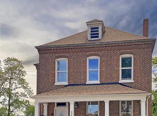 808 W 5th St, Washington, MO 63090