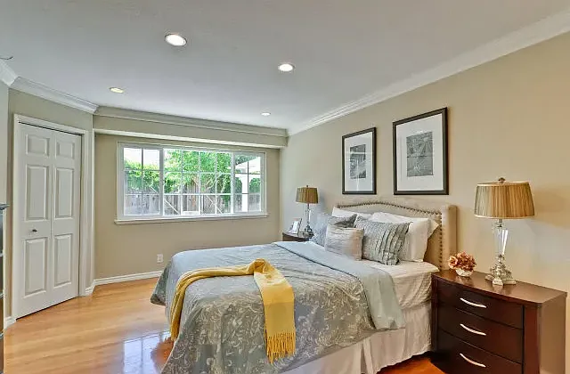 1034 Wallace Dr — Photo 11