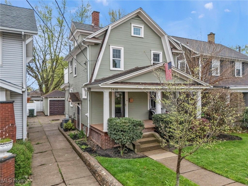 Real estate listing image