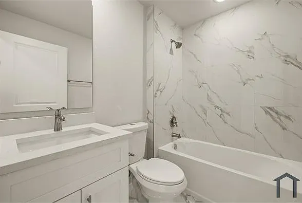 821 Palomino St E — Photo 9