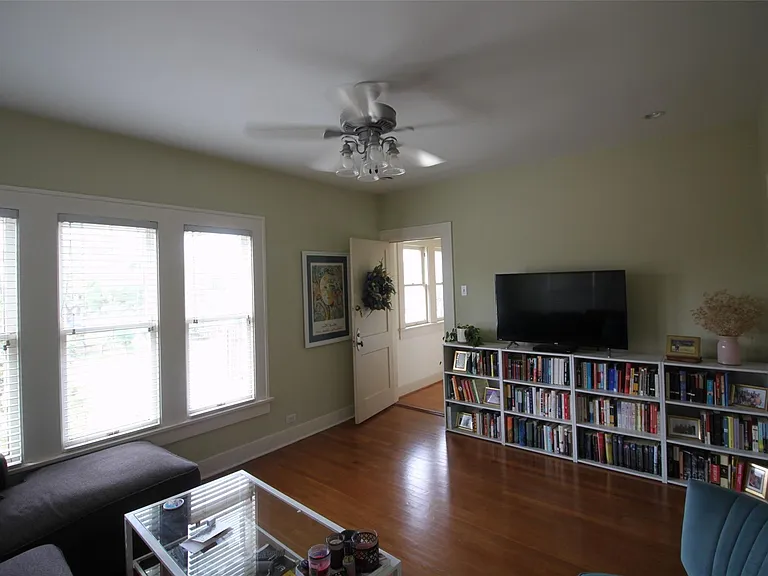 1223 W Gray St — Photo 11