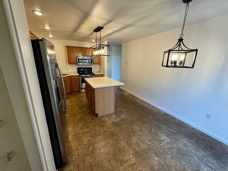 342 S 40th St — Photo 10