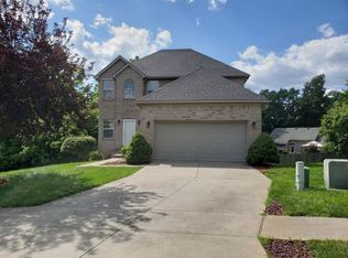 11030 Symington Cir, Louisville, KY 40241
