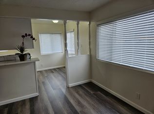4575 W 115th St APT C, Hawthorne, CA 90250