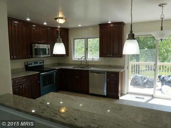 6511 Park Hall Dr W, Laurel, MD 20707
