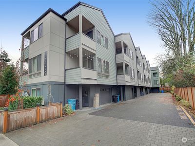 18529 Ashworth Avenue N #D, Seattle, WA, 98133