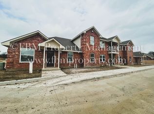 1203 N Clay St #114, Ennis, TX 75119