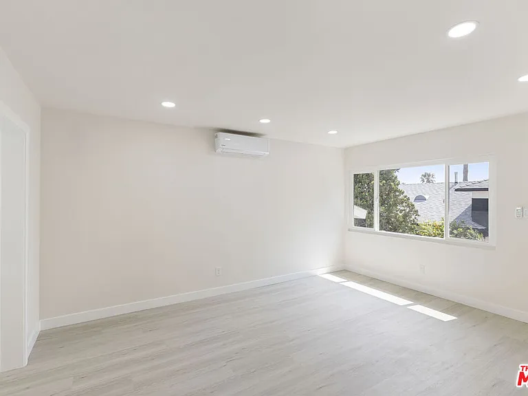 7131 Ramsgate Ave — Photo 9
