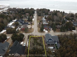 49 Madwayosh St, Saugeen Shores, ON N0H 2L0