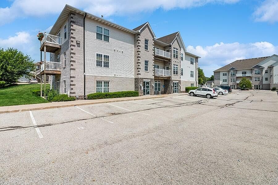 1st image of 4510 Twain Cir Unit 205