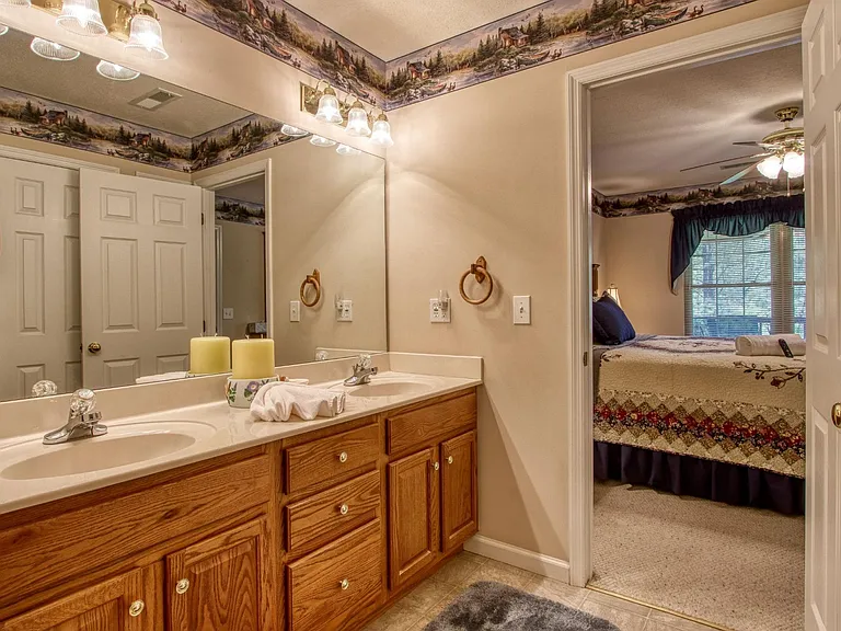 2913 Barnes Dr — Photo 27