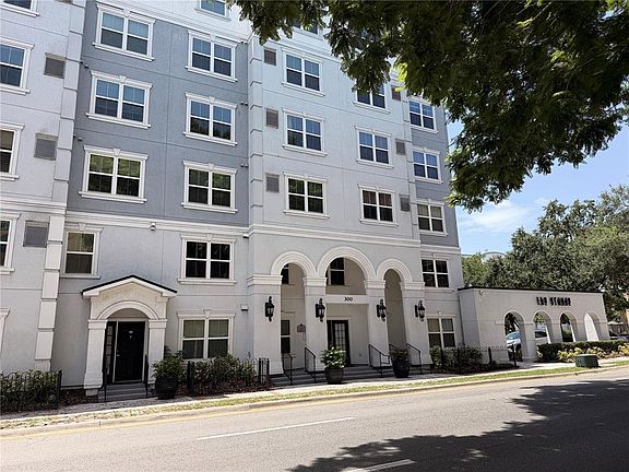 3rd image of 304 E SOUTH STREET #6028