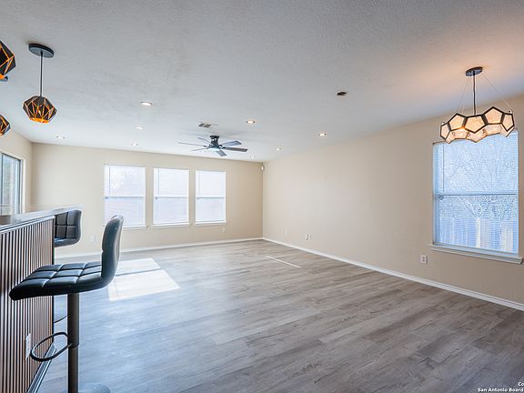 5th image of 6638 Suncliff Crest