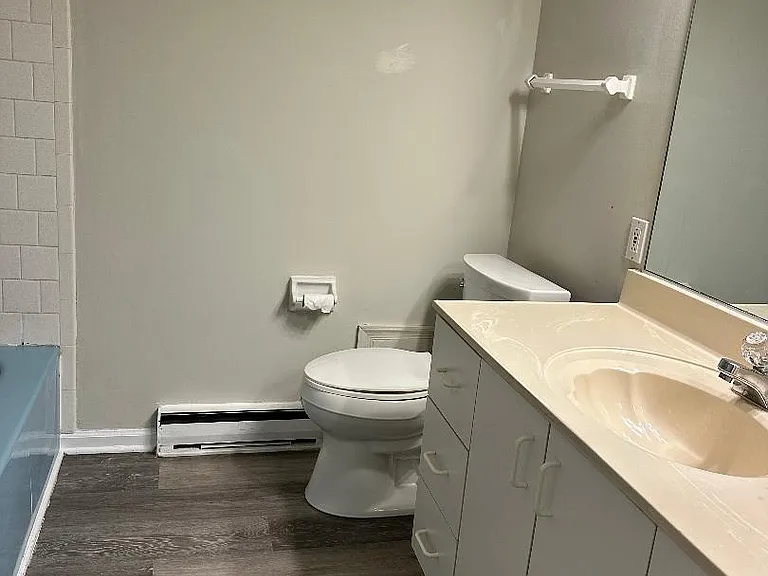 4425 Cambria St — Photo 9