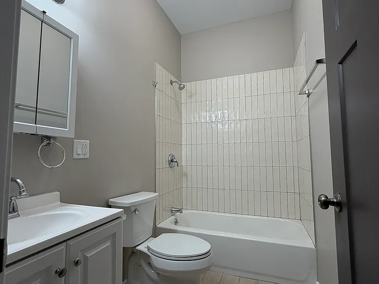 22 N Pulaski Rd #1 — Photo 9