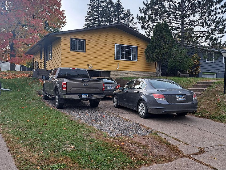 1st image of 2237 Woodland Ave