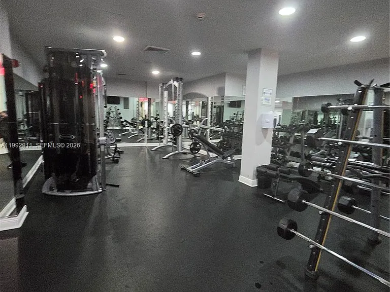 1250 S Miami Ave #1514 — Photo 35