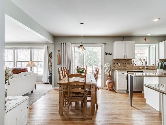 5th image of 7456 Wisteria Way