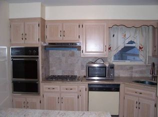 407 E 4th St, Mount Vernon, NY 10553