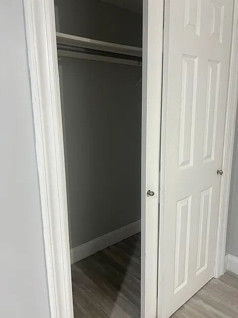 1 bed, 1.5 bath, $1,000 — Photo 3