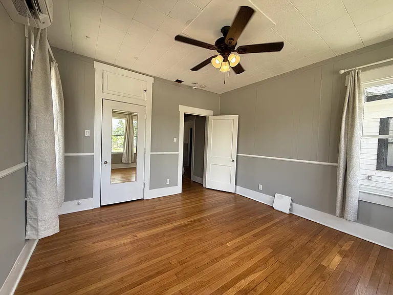 1044 W Mistletoe Ave #4 — Photo 12