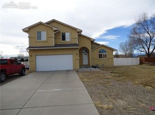 574 W Bogey Dr, Pueblo West, CO 81007