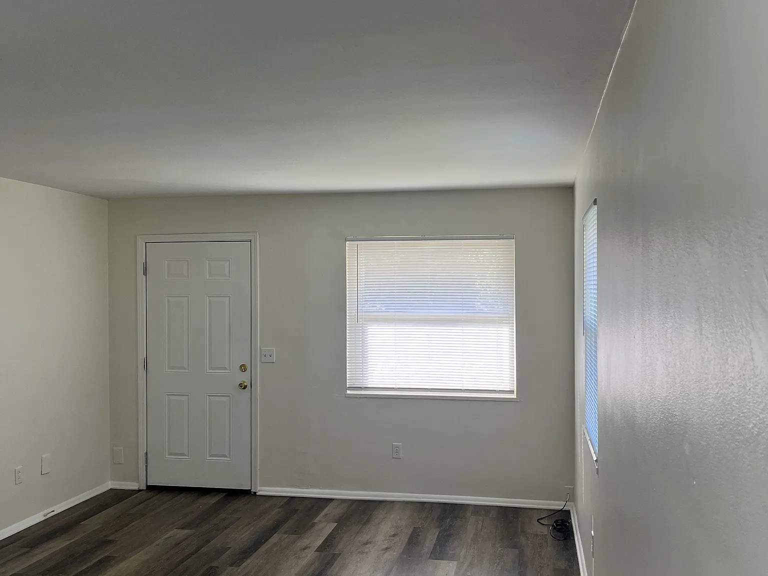 256 South Harbine Avenue - A — Photo 1
