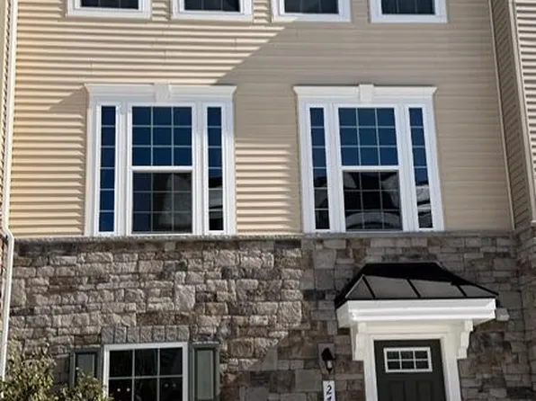 2721 Wheatland Sta, Fredericksburg, VA 22408