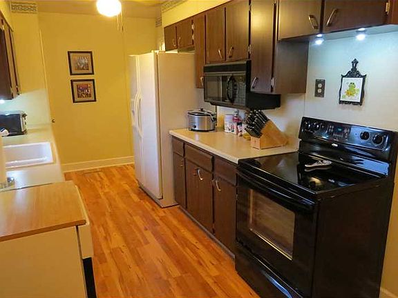 4th image of 1145 Lynn Ave