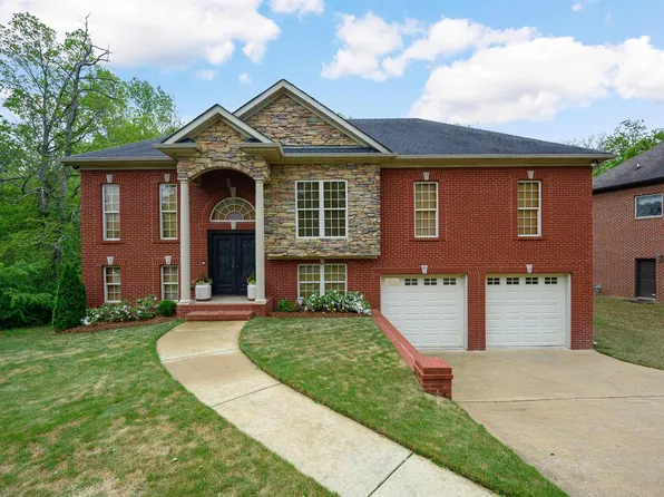 205 Melbourne Cir, Bessemer, AL 35022