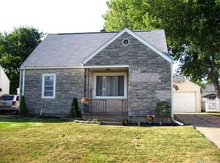 192 Mapleview Dr, Tonawanda, NY 14150