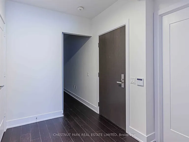 6 Jackes Ave #405 — Photo 4