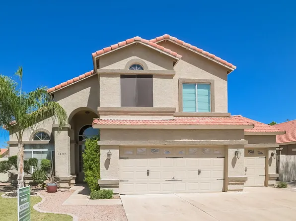 1297 E Tradewind Dr, Gilbert, AZ 85234