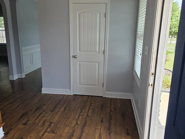 4016 Stretton Ave — Photo 3
