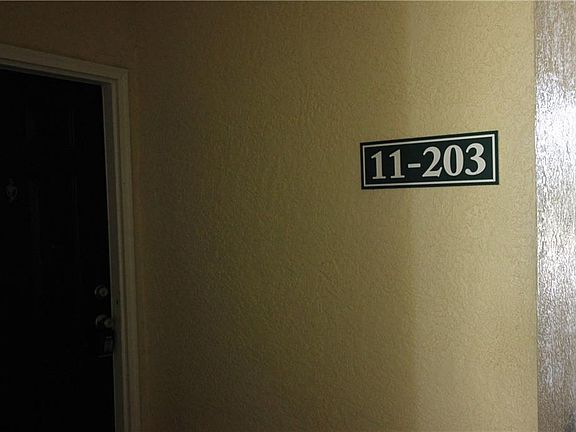 3rd image of 2549 Maitland Crossing Way Unit 203