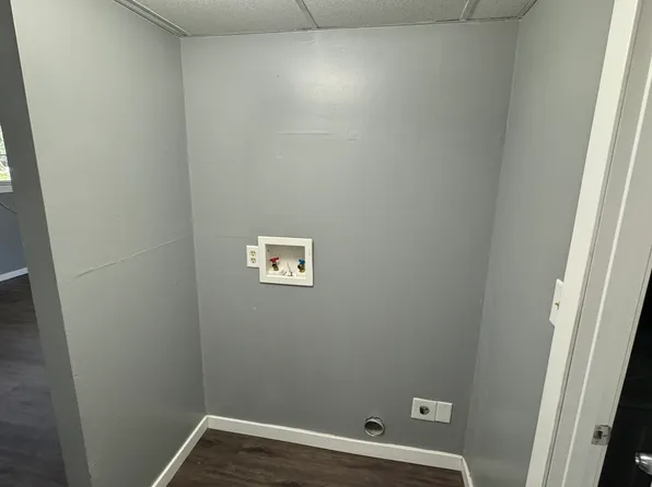 511 Platte Ave #1A, Juniata, NE 68955