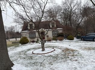 307 Surrey Ln, Hatboro, PA 19040