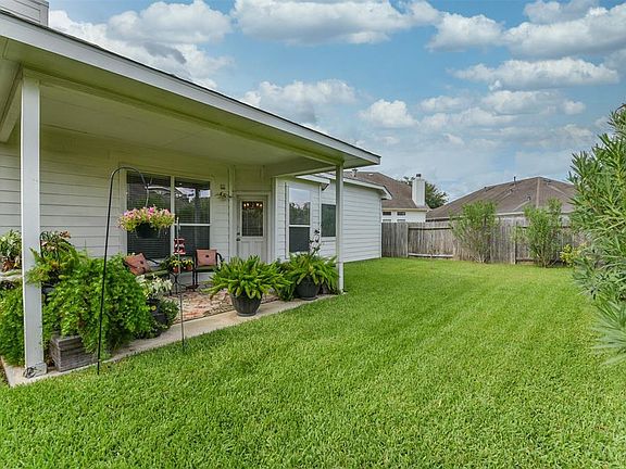 5th image of 9543 Curry Landing Dr