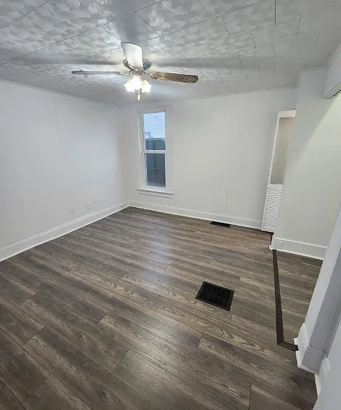 129 Maple Ave #1LOWER — Photo 9