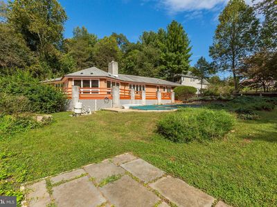 10620 Marbury Rd, Oakton, VA, 22124