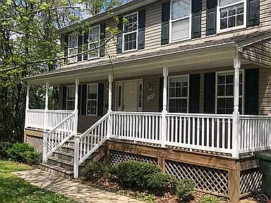 8 bed, 3.5 bath, 1976 sqft, $5,300 — Photo 1