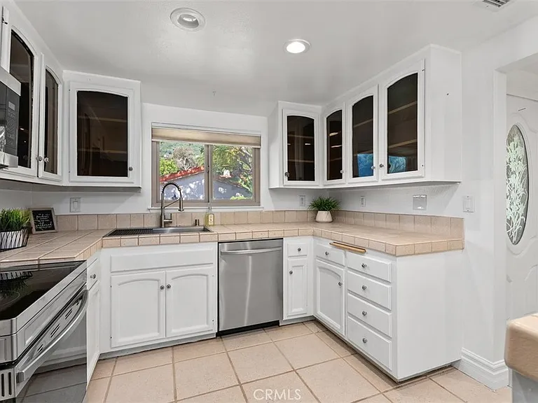 31508 W 9th Dr — Photo 8