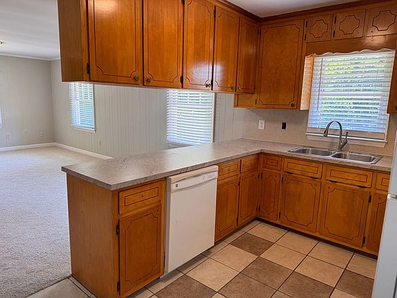 5th image of 503A & B Hamlin St #503