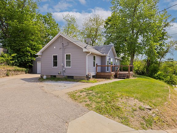 2nd image of 125 Highland Dr